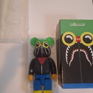 Bearbrick Black and Green Action Figure